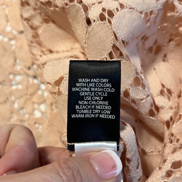 Torrid size 3 womens Bomber Jacket Coat Pink Floral Lace Cotton Blend Womens - Picture 9 of 14